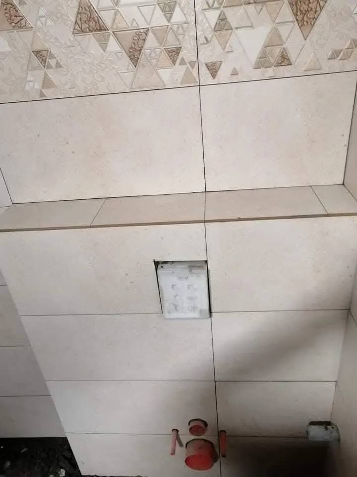 اسطه سيراميك جدران وارضي متفرغ حاليا اسعار مناسبه 
***********
