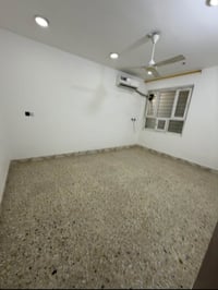 المنصور حي العربي • طابق أول معزول • عوائل