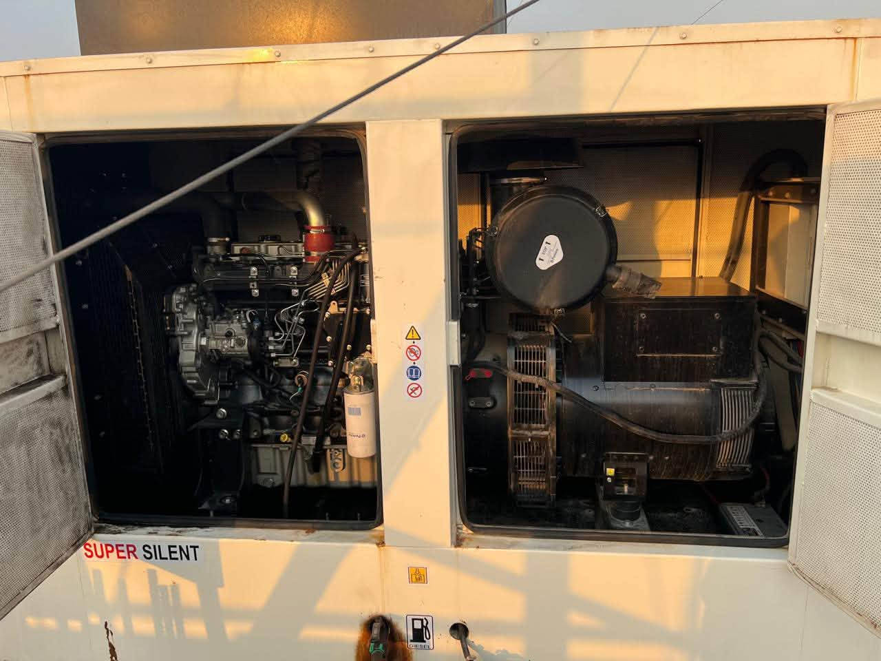بيركنز 150 kv اخذتها زيرو من الشركة لمطعمي صارلها يمي 6 اشهر  سعرها 23 مليون وبي مجال مكاني بغداد

***********
