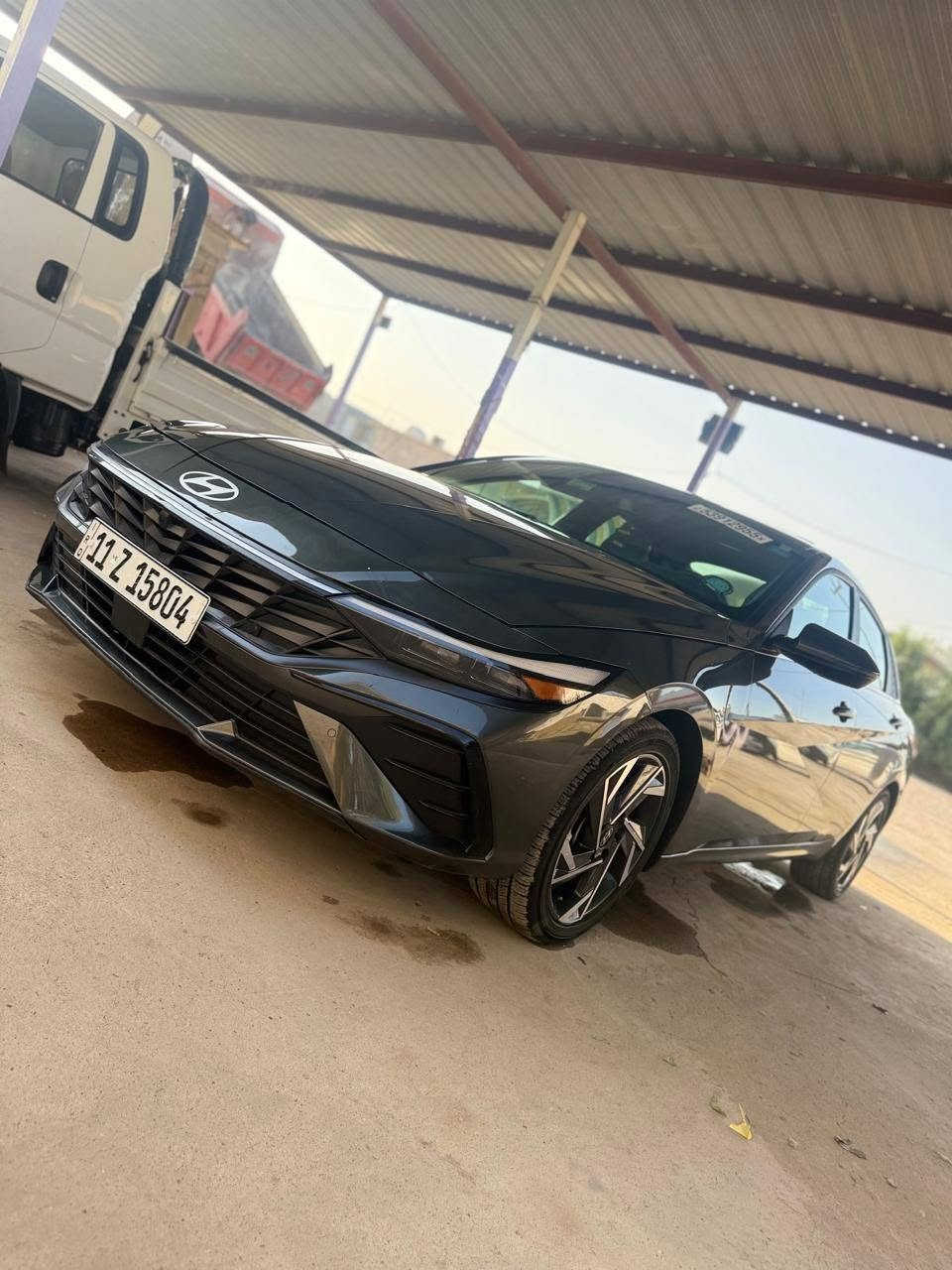 🚘 للبيع | هيونداي إلنترا هايبرد 2024 🔥
✨ الفئة: Limited – فل مواصفات(( هايبرد ))
🎨 اللون: رصاصي غامق / فحمي
📅 الموديل: 2024
🪪 الرقم: بغداد خصوصي
🛠️ الضرر: جاملغ
⭐ من أبرز مواصفات الـ Limited:
🔹 شاشة لمس كبيرة مع نظام ملاحة
🔹 شاشة عدادات رقمية 10.25 إنش
🔹 Apple CarPlay & Android Auto 📱
🔹 شحن لاسلكي للموبايل ⚡
🔹 تشغيل بصمة/زر Push Start 🔑
🔹 دخول ذكي بدون مفتاح
🔹 فتحة سقف كهربائية 🌤️
🔹 مقاعد جلدية/جلد صناعي حسب التجهيز
🔹 مقاعد أمامية مدفأة 🔥
🔹 كرسي سائق كهربائي
🔹 مثبت سرعة ذكي 🚦
🔹 تحذير النقطة العمياء
🔹 مساعد البقاء والمسار
🔹 كاميرا خلفية 📷
🔹 جنوط ألمنيوم رياضية
🔹 إضاءة LED مميزة 💡
💎 سيارة أنيقة، اقتصادية وفئة عالية ومواصفات كاملة.
📞 للاستفسار والحجز:
اتصل/راسل على الخاص 📩
***********
‏‪***********‬‏
