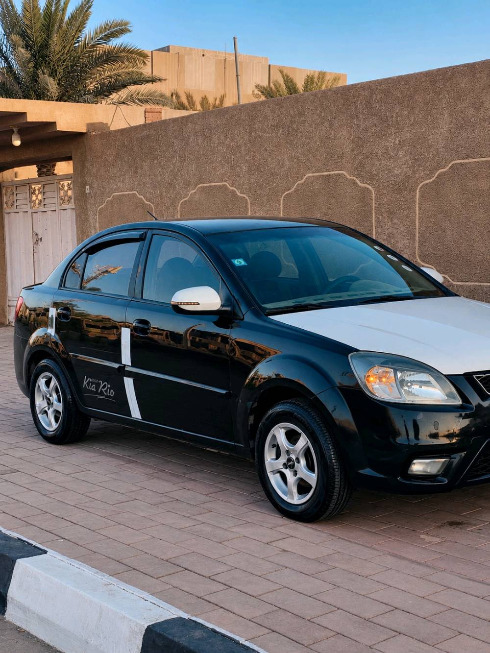 للي يدور سيارة اقتصادية وعملية،
للبيع كيا ريو 2010 خليجي برايد 🚗
موديل 2010
محدثة للـ 2012
جميع الكهربائيات شغالة
التبريد ثلج ❄️
السيارة شغالة 
شـراي يتصل(***********)