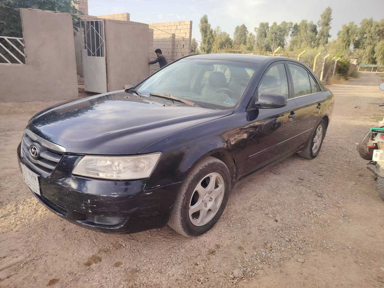 للبيع سياره سوناته موديل 206 محرك بي صوط تبريد شغال ويه السويج رقم كركوك بسمي دفتر بانزين سعر 75 اوبي مجال رقم ***********
