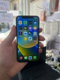 آيفون X • ٦٤ • شاشه مبدله