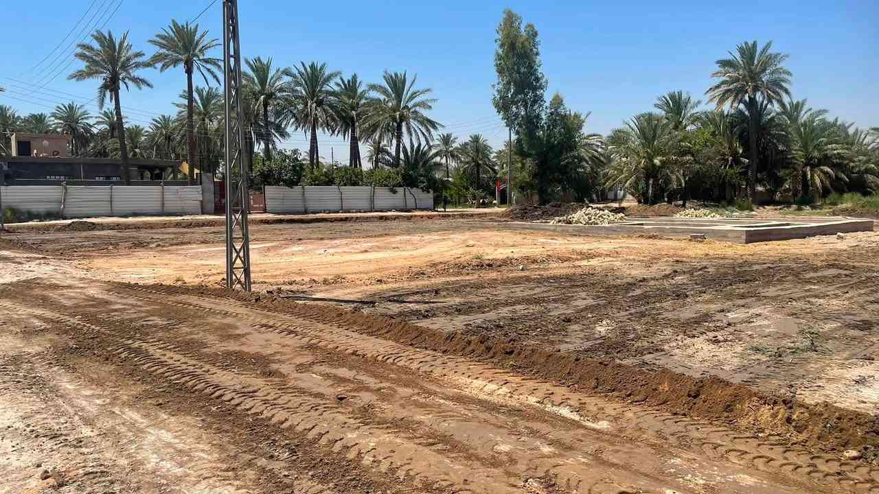 للبيع 2200طابو زراعي سند 25سند  تحويل بسم المشتري   معه كافت الخدمات ماء كهرباء تبليط مدارس مستوصف كربلاء المقدسة قرب  طريق كربلاء حله تبعد عن مركز المدينة 15كيلو اي استفسار اتصال عله رقم الهاتف***********,,***********
