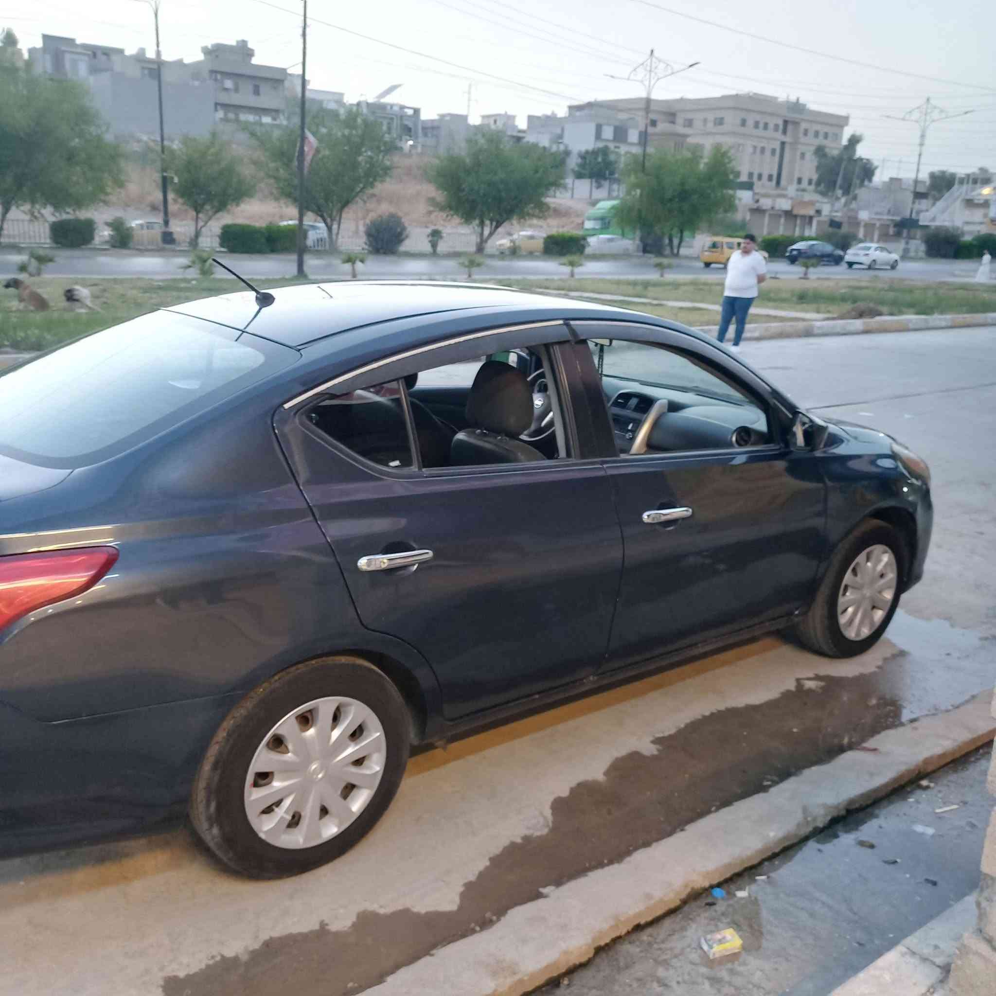 السلام علیکم نيسان فيرسا ٢٠١٧ للبيع مواصفات sv ماشية ١٠٤ قابل لزيادة بيها قطع صبغ جاملغ اليسار الامامي من جهة السايق بدون دواخل وبدون ارباك وشويه بارد براس الجاملغ وراس البوند من جهة النفر هذا بأمريكا وهم بدون ارباك محرك كير بلادي وضع شركه لاصرف ولانفخ تبريد بلادي ثلج وشغال السياره ماناقصها برغي ترايك للبصر سنويه لحد ٢٩ رقم أربيل انكليزي سعر ٩٥ وبيها مجال وسياره بأسمي شرط التحويل إلي يحب يشتري يتصل على الرقم *********** أو كورك *********** كاتبلك كل التفاصيل بل منشور مكان السيارة موصل قضاء تلكيف
