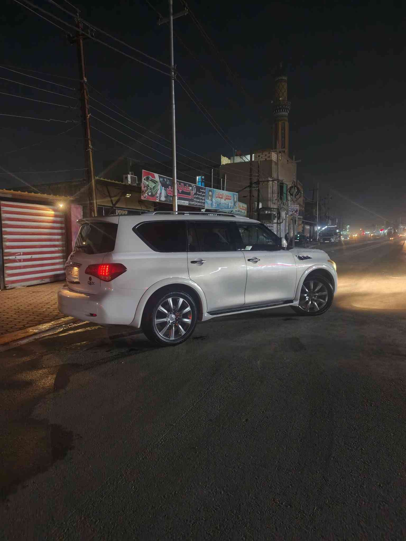 للبيع أو مراوس
نيسان انفنتي Qx56 موديل 2011 رقم أربيل مميز السيارة كفالة عامة من الضربة والصبغ
السيارة فول مواصفات شتريد بيها 
ماشية تقريباً 150 
السيارة بحالة الوكالة كلها على وضع الشركة ماملعوب بيها أبد
لكن صار بيها مشكلة بالمحرك ابيع طافية علمود لا اتعبني ولا اتعبك 
السيارة جاهزة من كلشي تخم تاير حدادية منظومة تبريد منظومة بانزين ماعايزها أي شي 
سعر السيارة 130 وسعرها مناسب ماكو هيج سعر
ومكانها ب الديوانية 
وهذا رقمي ***********
