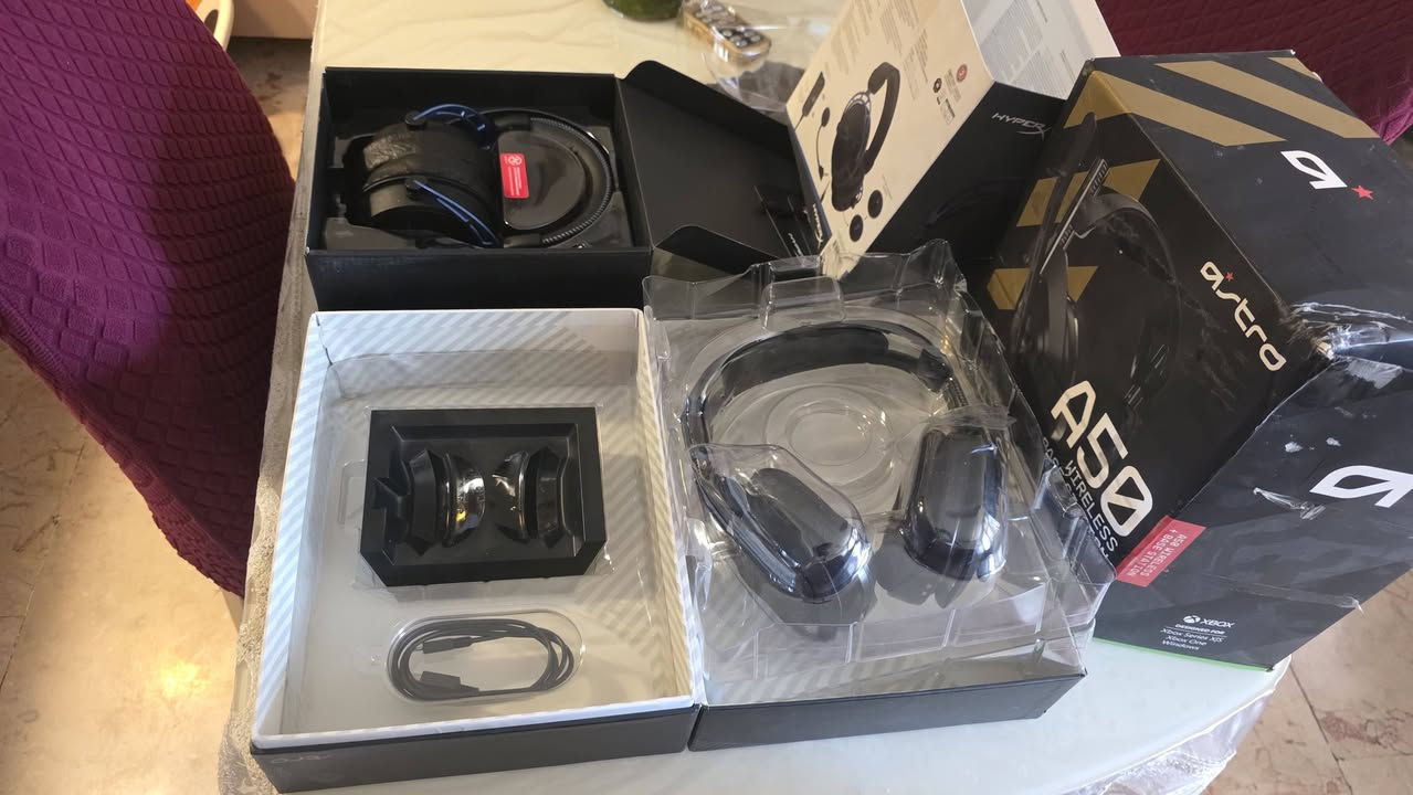 السلام عليكم سماعة استرو a50 واير ليس تشتغل xboc و pc بحالة جيدة مع جميع ملحقاتها السعر ١٢٥٠٠٠ الف دينار مع سماعة هايبر اكس كلاود الفا اس واير نظيفة جدا السعر ٦٠ الف دينار الاتصال على الهاتف *********** او المراسلة على الواتس او الماسنجر وشكرا
