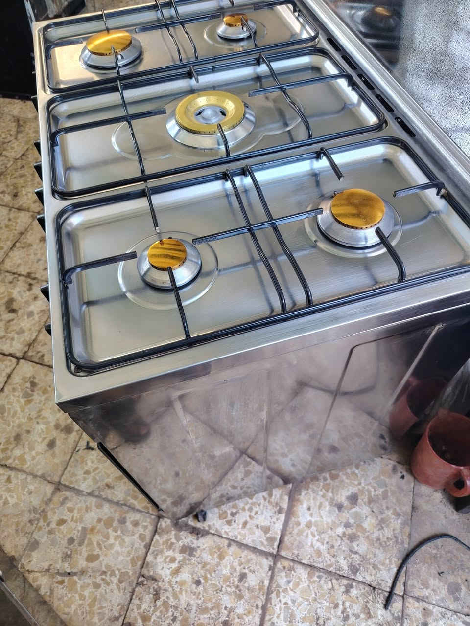 فريش. مصري ستيل كلة شغال. كلش نظيف السعر. ١٩٠ كربلاء ***********
