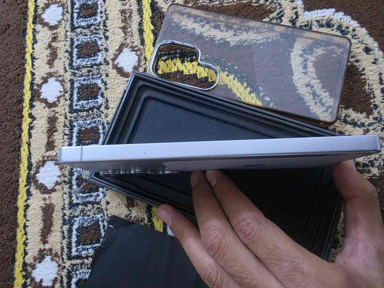S25 الترا
جهاز جديد بمعنى الكلمه مستخدم على أيدي 
ضمان كارت شاشه من الوطني 
ملحقات كامله شرق أوسط عربي خطين ذاكره 256 .ناصريه مركز 
بمليون و٧٥ نهايته  
*********** وبيه واتساب
