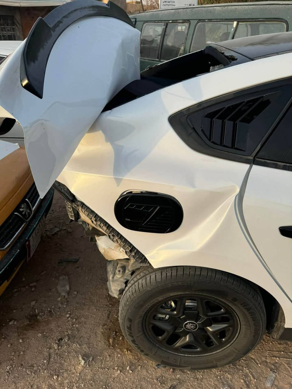 السلام عليكم bydكن بلاص موديل ٢٥ماشي٣٩الف رقم اربيل باسم شركه تحويل او وكاله السعر على حادثها٧٥ورقه بيها مجال للاستفسار***********
