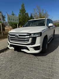 لاندكروز GXR • ٢٠٢٣ • رقم بغداد
