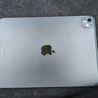 ايباد برو M5 • بطارية ٩٢ • ٢٥٦