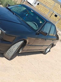 بي ام ٥٢٥i • ١٩٩٣ • اوتوماتيك