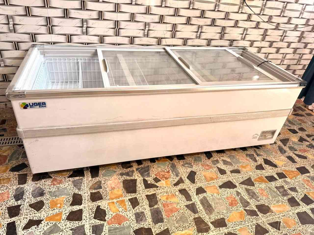 عارضات للبيع تركي الأصلي ثلاثي والمجمدات شركه الزان الشراي يتصال *********** واكو توصيل مدينه الصدر ضمان شهر
