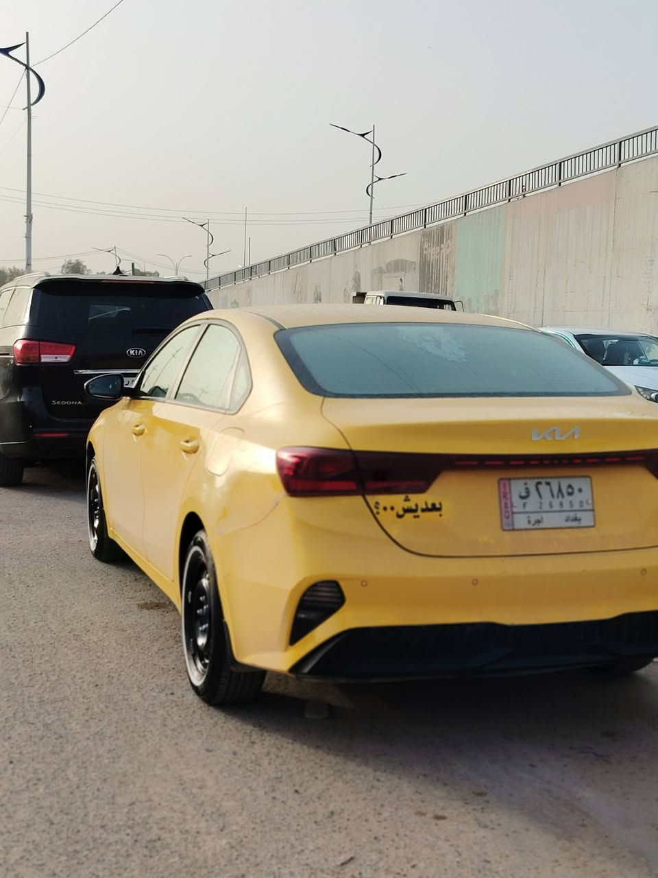 سلام عليكم كيا سيراتو خليجي لبيع مديل 22ضربهه جاملغ فقط وبيه طخات خفيفات مكينه كير حداديه كفالهه لسعر اتصل ***********ما متواجد عل فيس
