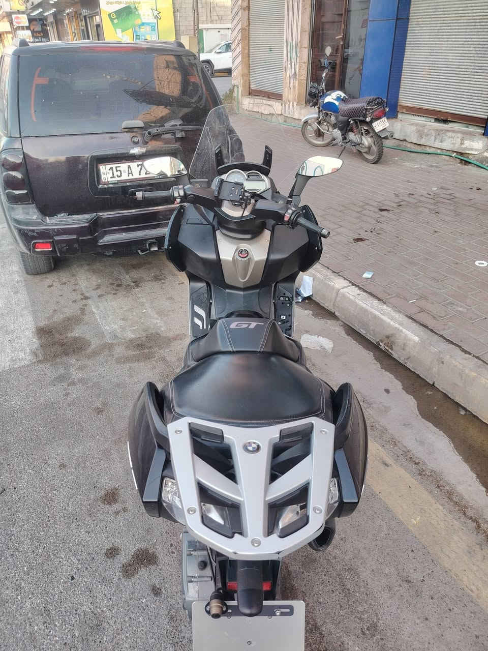BMW GT محرك 650cc كامرات اماميه خلفيه دراجه نضيفه حيل وليعرف وجناي يعرف شنو هاي متشتري لاتخابر سعره ٤٥ ورقه وبيها مجال المو شراي ليخابر ***********
