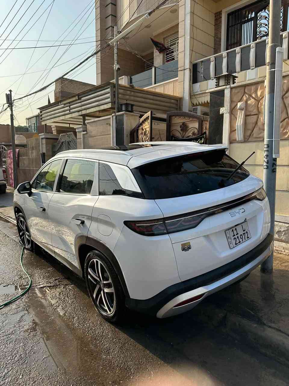 @@السلام عليكم 🌹

🚘 BYD Song L – 
📅 موديل 2025
🛡️ مكفولة عدا طخه بسيطه جدا بالباب الخلفي وشخوط بسيطه دعاميه اماميه فقط
📍 ماشية 11كم
🔢 رقم بغداد بسمي — 

المواصفات:
• كشنين كهرباء
• تدفئة وتبريد بالكشنات
-بانوراما 
• إنارة محيطية بلادية
• صندوك كهرباء
• داخل قرميدي
• مري شفط
• شاشة قلاب
• بطارية 120

💰 السعر: 32،500مليون 

📍 مكاني: بغداد ابو دشير
📞 للتواصل والاستفسار واتساب أو اتصال
***********
