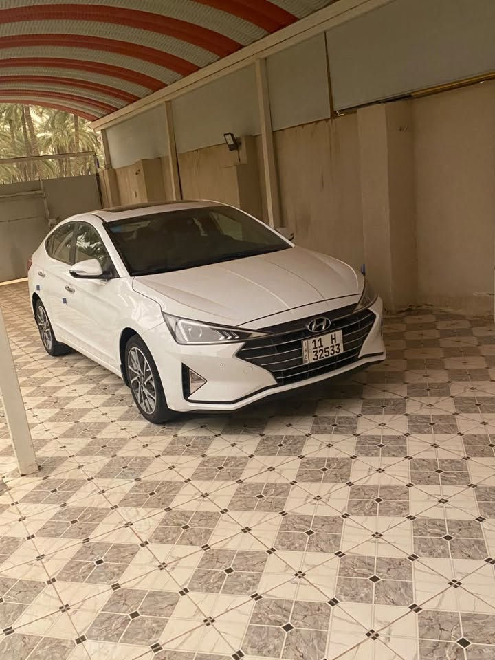 💎هونداي النترا         2020    ELANTRA. 

  

💎 رقم بغداد   

      خليجي     المواصفات مكفولة جديده 

💎سلايد - فتحة.                   السعر 175

         ‏ماشيه 55 

💎محرك 2000cc    

💎حساس  امامي خلفي  

💎كاميرا  أمامي خلفي    

💎شاشةكبيره اندرويد 

💎تحكم أستيرن 

💎وضعيات قيادة متعدده ٣ وضعيات

💎_ عادي وسبورت وذكي

   💎مري شفط نضام ترحيب 

💎صندوق بصمه ذكي

💎لد نهاري 

💎تبريد قطعتين

💎ويل كب/ويل كروم/ويل 17

💎داخل جلد لونين    

💎مدخل AUX+USB/بلوتوث...

💎 شاشه عطلات 

💎للاستفسار اكثر  الاتصال ع 

☎️    ☎️    ☎️

***********
