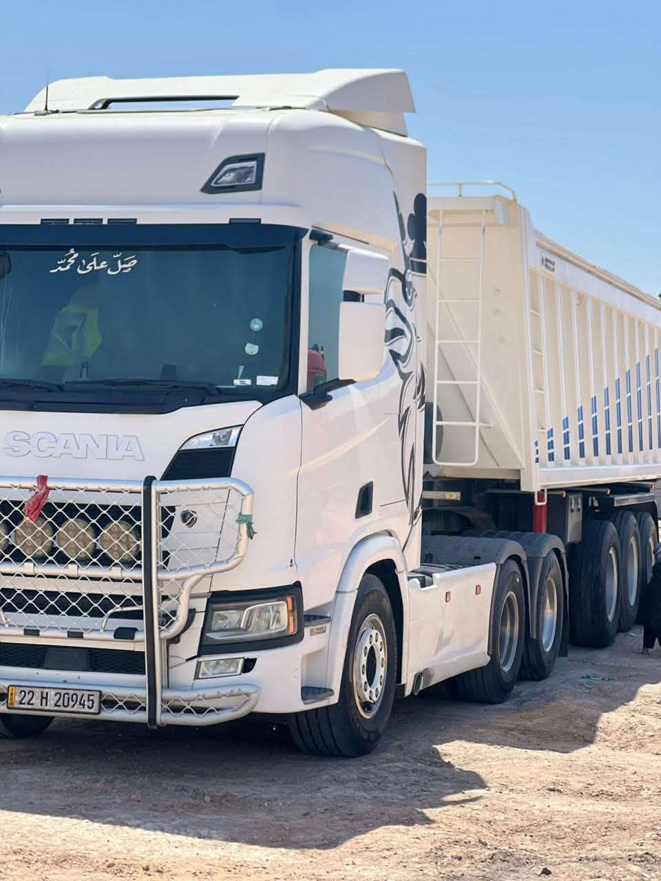 سلام عليكم سكانية سحال للبيع 2018 فول مواصفات مكينه
6) 500) باج بطن عرجة عربانة عبدالله جوهر مديل 25 مربوطة قلاب بسمي السعر 760$
تخم تاير الاتصال ع***********

