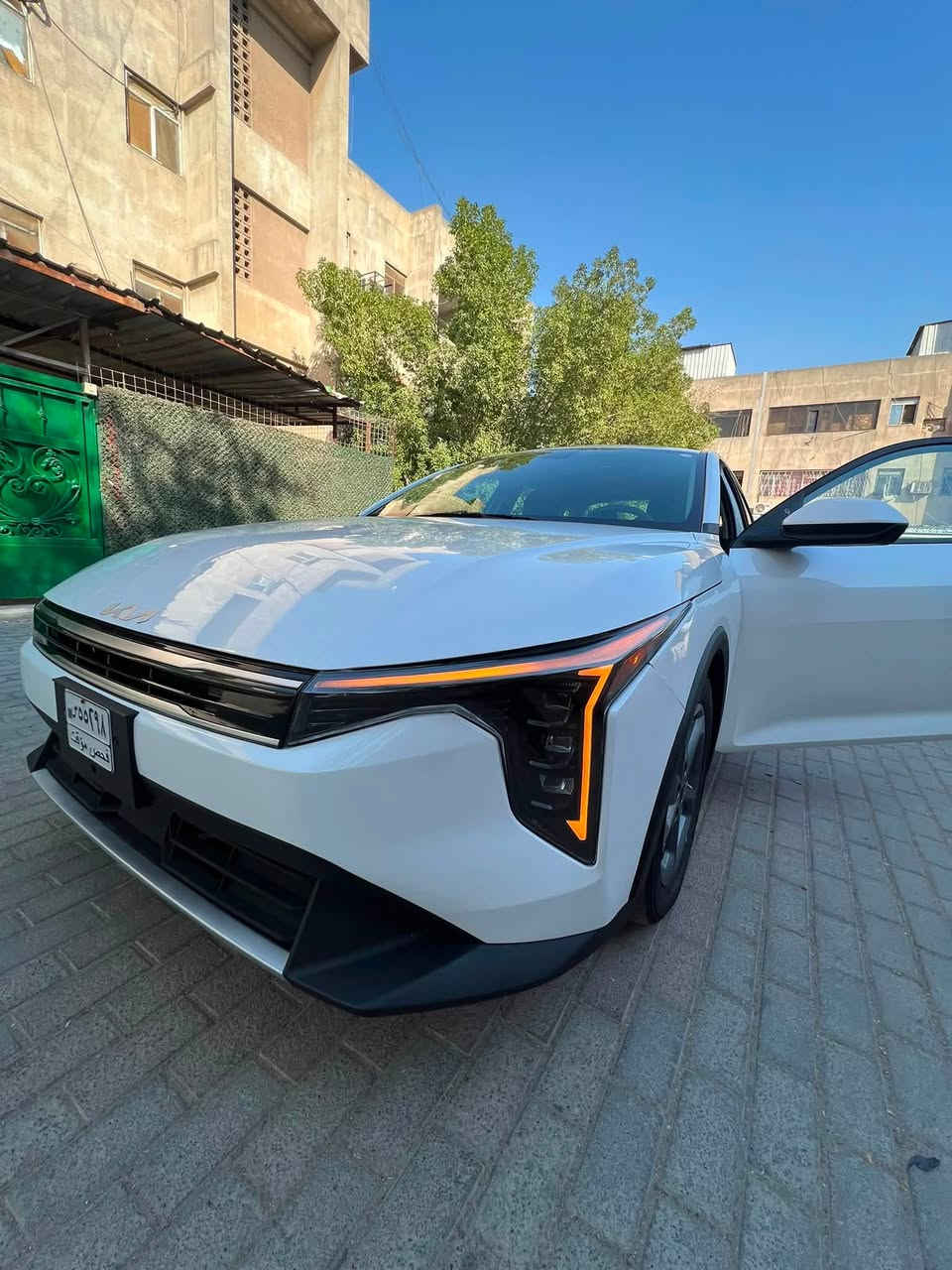 K4
موديل 2025 وارد امريكي 
ماشيه 16000mi
بدون رقم 
الحادث موضح بصوره مابيه تبديل فقط صبغ 
بيع مباشر 
رقمي ***********
