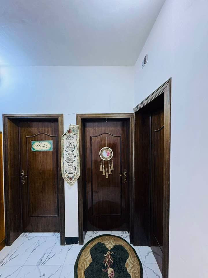 دار للبيـــــــــــــــــــع شارع المواكب 
مساحه 100م طابقين بناء حديث بناء طابوك 
للاستفسار ***********       ♡    ***********
