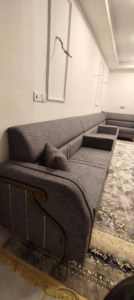 عنوان الفخامة والراحة في منزلك 🛋️
تفصيل وتجهيز أرقى التخم المودرن والكلاسيك بأجود أنواع الأقمشة والأسفنج 🧵
ضمان حقيقي وتوصيل لكافة المحافظات 🚚
مكاننا: [محافظة ديالى/بعقوبة/شارع الوثبة ]
للتواصل والاستفسار: ( *********** )
