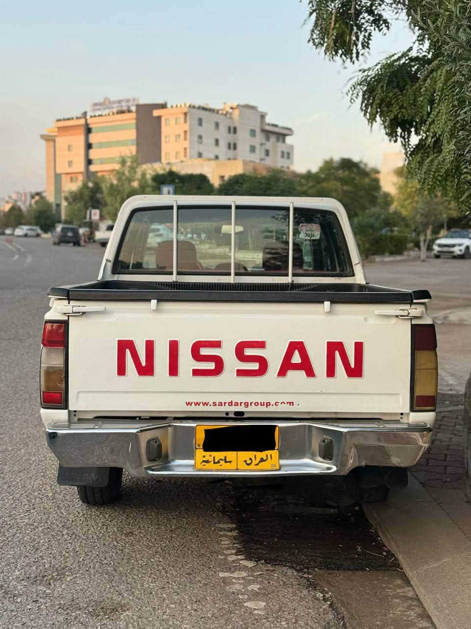 نيسان بيكاب • ٢٠١١ • ٢٤٤٠٠٠ كم