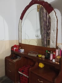 غرفة اخشاب • راقية • للبيع