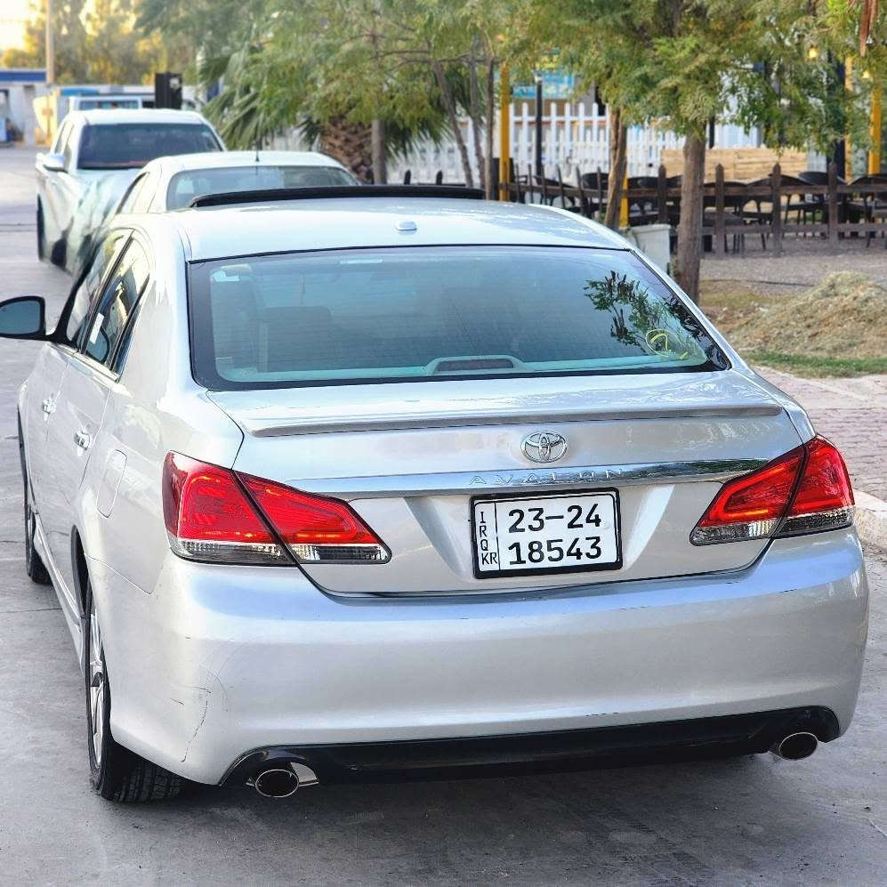 تۆیۆتا ئەڤەلۆن 2011 
بڕاوە
فول مواسفاتی لیمتید
سلایت و بەسمە و کوشن جلد و سارد و گەرم و پەردە
بێ مەسرەف 
کۆدی هەیە 
نرخی کۆتایی 74 گەڵایە 
 شوین کەلار 
*********** خناقين, ديالى
