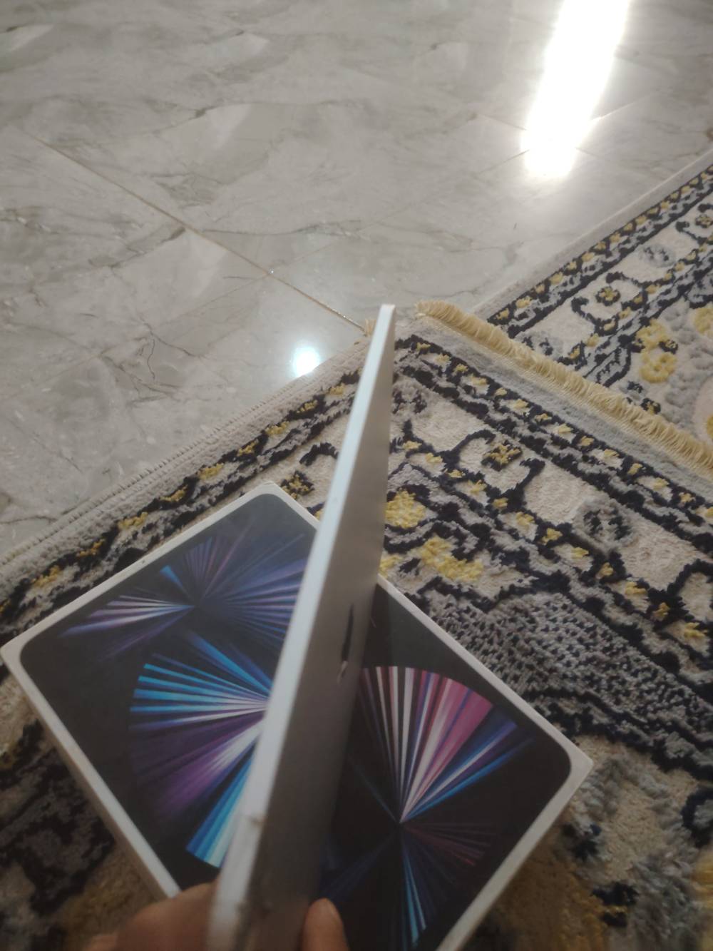 ايباد 1m • ١٢٨ • شاشة مشروخة