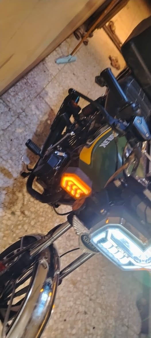 سلام عليكم دراجه سونك للبيع محرك اسود 200 cc محرك ما مفتوح دراجه شلعه ومعدل خير من الله نقصها بس صفاحيات سعر 775 وبيها مجال *********** بي واتساب

