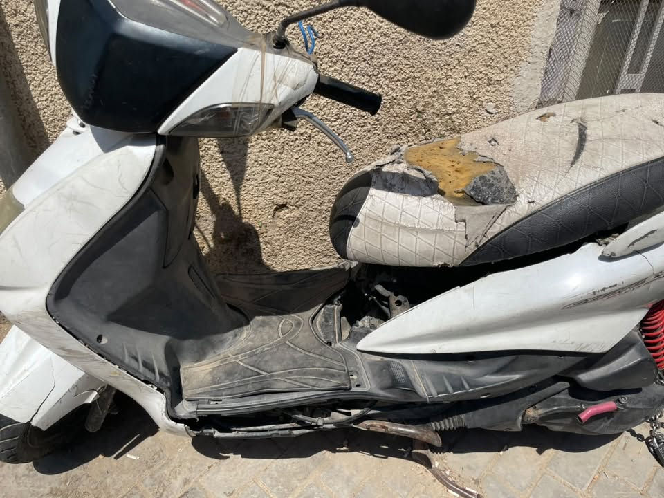 دراجة سكنس طافيه أبيع كومت حديد غراض الاكثريه بلاديه سعر (١٧٥)وبيه مجال للطيبين مكاني  بغداد مدينه الصدر تواصل خاص (***********)
