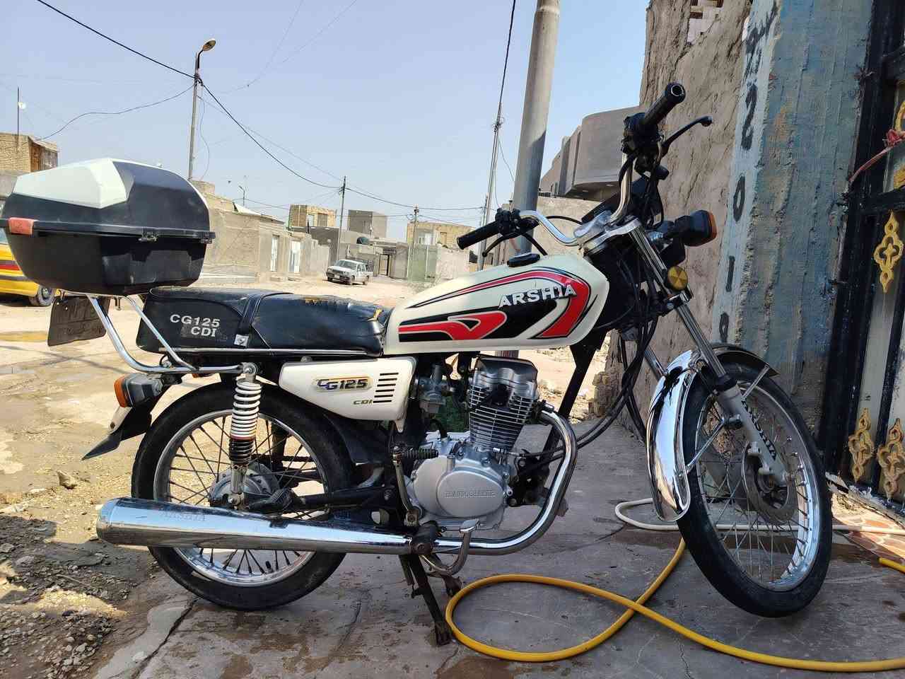 دراجة ارشا موديل 23 رقم وسنوية
مكينة مفتوحة مرة بيهه ملاحظات بسيطة دراجة نظافة كدامكم بالصور يرادلهه ترتيبات 
الشراي يتصل 
***********
