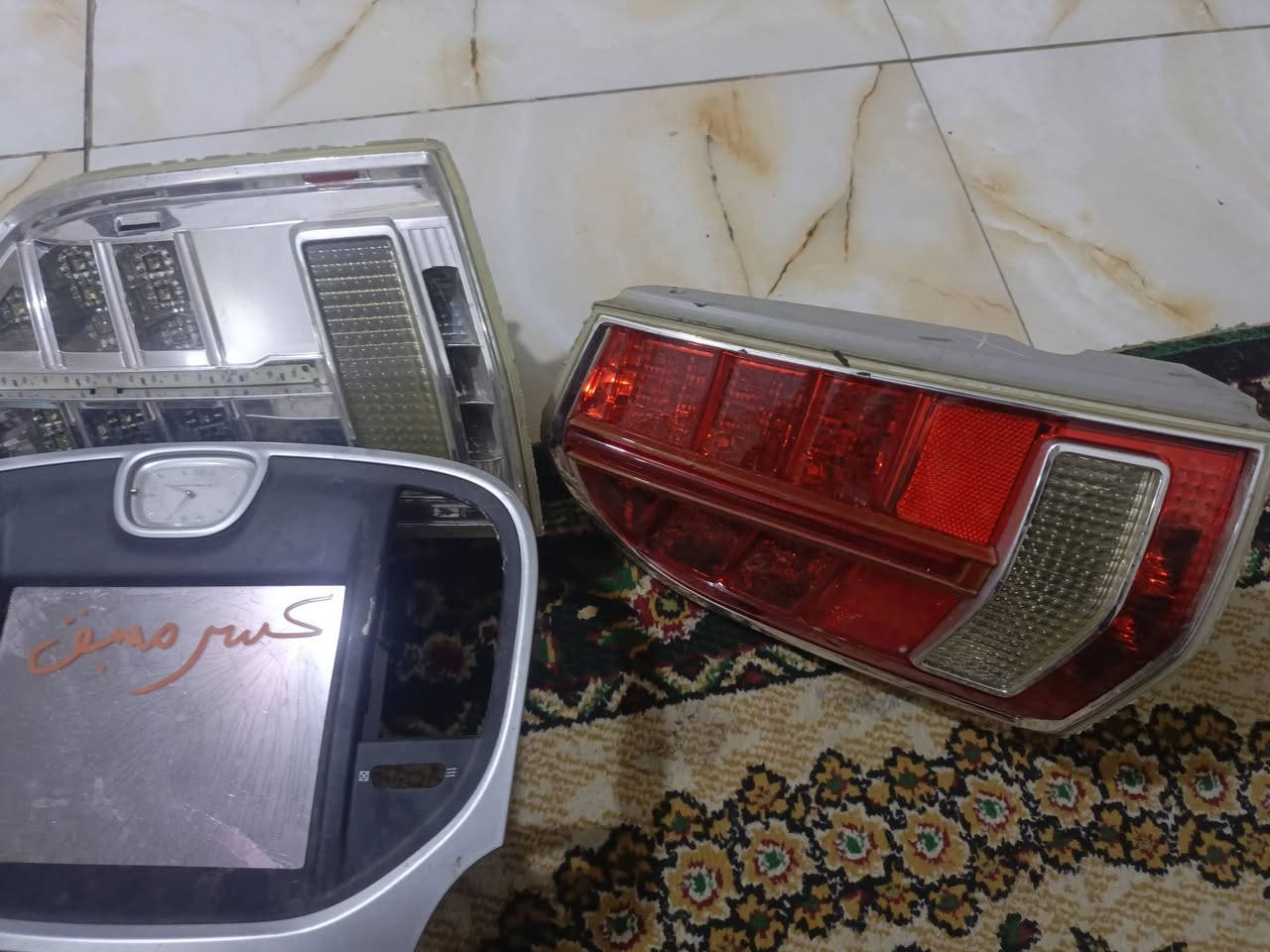 للبيع • قطع غيار
