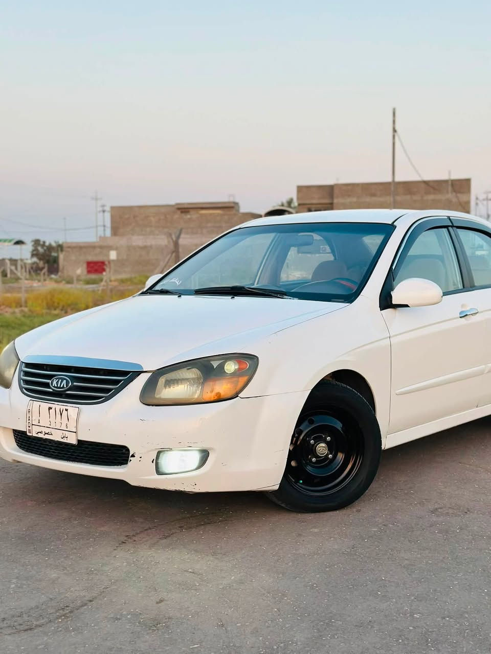 السلام عليكم للبيع سبكتره 2007 سياره  جاهز الأخير الف متصرف عليه  كير ومكينه وحداديه مال حاويه مكينه الفين شركه بعده منضومه تبريد جديده. تخم تاير جديد داخله كدام عينك  برغي نقص مابيه السياره معمر دوسه والهلالات الخلفيه ابيع صبغ احزام بدون ضربه وبدون كلشي  رقم بابل مميز  السعر 78 وبيه مجال بسيط والسياره جديده حيل مكان بابل ***********
