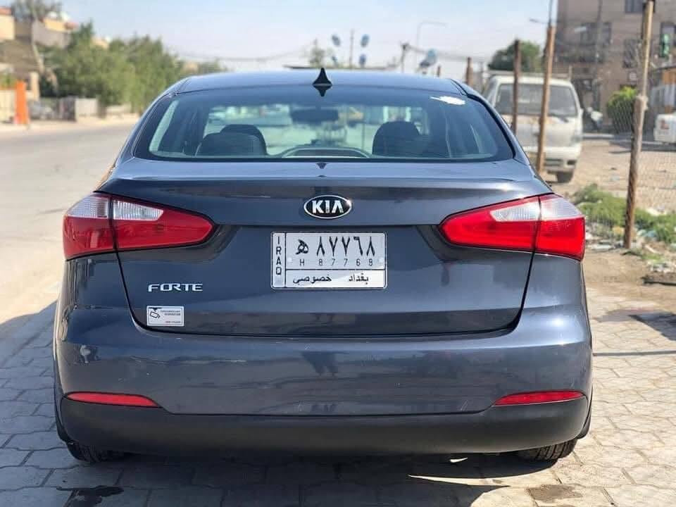 السلام عليكم كيا فورتي موديل 2016 للبيع
الحادث مثل ما موضح بالصورة وبيها بحافة قبق الجنطة بارد اربع اصابع فقط  والسيارة ناعمة وحلوة كلشي ما بيها نقص ماشية 115 ميل 
العنوان / مجمع بسماية السكني 
للاستفسار / ***********
السعر 110 وبيها مجال
