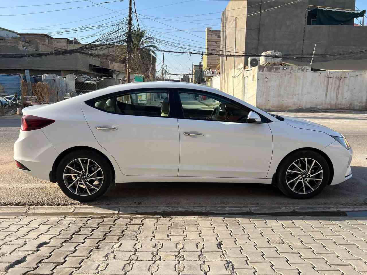 النترا 2020 خليجي 
فول مكفولة 
ملاحظات بسيطة 
السيارة بلا حادث او ضربة
السعر 168 وبيها مجال بسيط 
النجف 
مراسلة على الخاص
