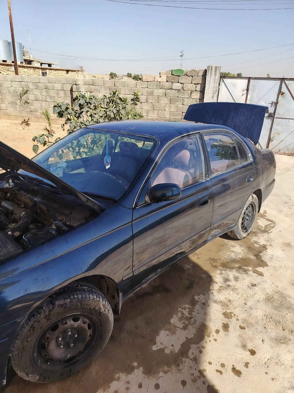 السلام عليكم فرخ بطه موديل 1992 باسمي شرط التحويل كير ومحرك شرط باتري جديد سياره نظيفه 47 وبيها مجال قليل 
***********
***********

