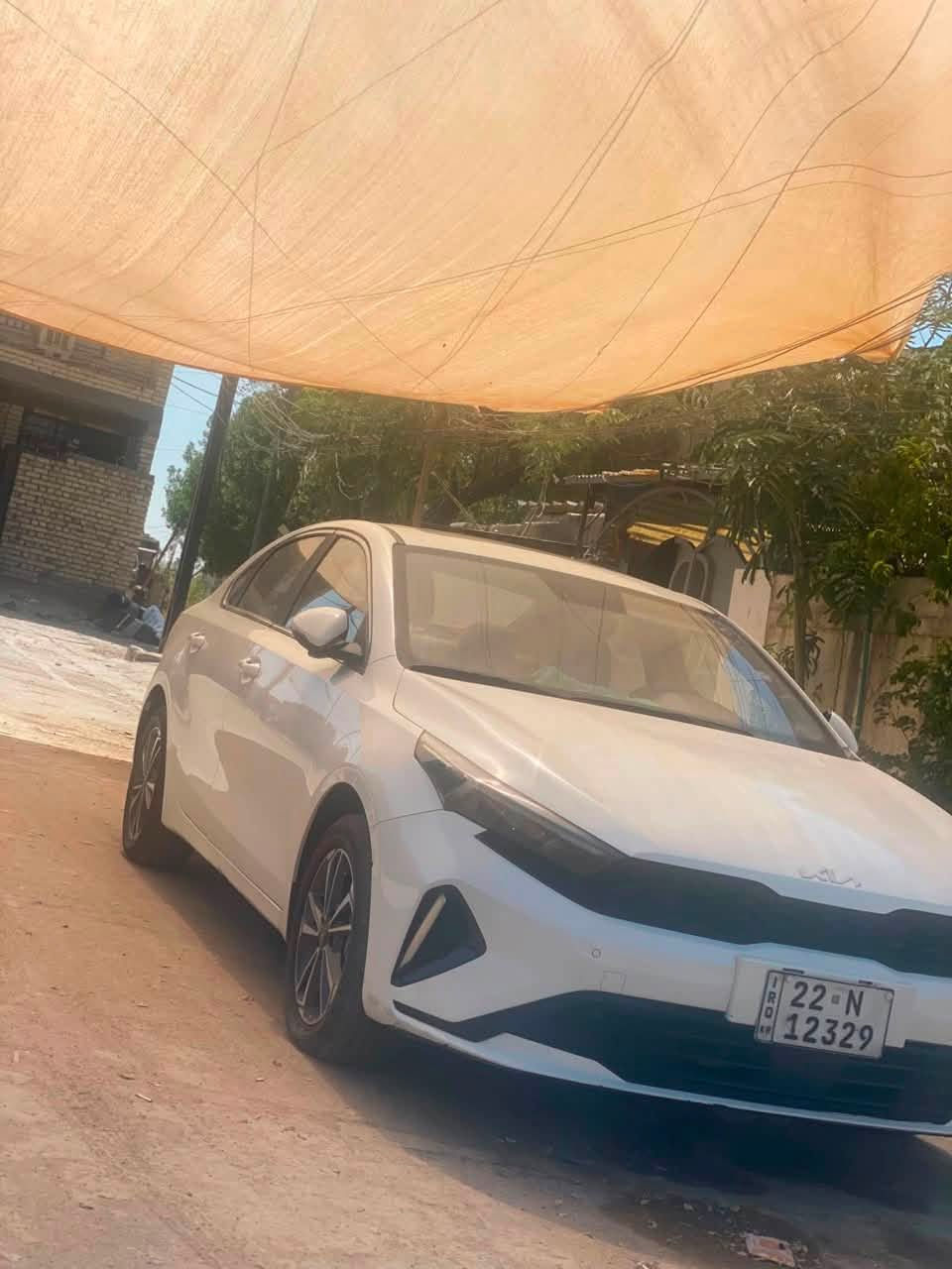 كيا سيراتو. k3. موديل 2024
السياره بيه بنيد صبغ وخشم الجاملغ بارد وبيه سونار 
ماشيه ٦٧ كيلو
مرقمه اربيل  السنويه مالك عربي بغداد تريد تحويل تريد وكاله

المواصفات فوووول.

شاشه ديجتال

لد امام خلفي نهاري
جام عل ريمونت اوتو
das

كشنات جلد

هند بريك بصمه

تبريد لمس شاشه

اوتو هولد

فتحه سقف

حساس لايت

حساس خلفي بلادي

حساس أمامي بلادي

كاميرا خلفيه بلادي

جي بي اس

نضام تشغيل الكاميرات

شاشه كبيره اصلي ابل كار بلي

نضام ترحيب مري شفط

نضام مود درايف إيكو وسبورت و عادي

تحكم ستيرن فول

ويل كب كروم

لد امامي نهاري

شباك نيكل

مانع انزلاق

مانع انحدار

لايت عدسات زنون

ايرباكات عدد6
مكان السياره بابل المركز 
السعر ١٢٢ وبيه مجال قليل
***********
