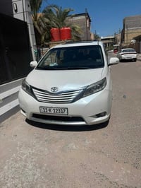تيويوتا سينا • ٢٠١٥ • رقم بغداد