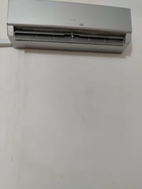 سبلت كري ١طن  موديل ٢٠٢٠  باب أول 07729859767