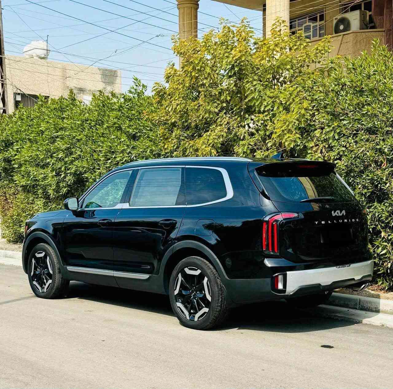 السلام عليكم
كيا تولرايد EX 2023
راكب عدد (7)
فووول مواصفات
رقم بغداد الجديد
حادثها قبق الجنطه فقط  بدون ايرباك بدوووون ايرباك
محرك وكير وشاصي ولغد مكفول
محرك 3800
السياره ليبل واحد
مكاني بغداد حي الجامعة 
***********
