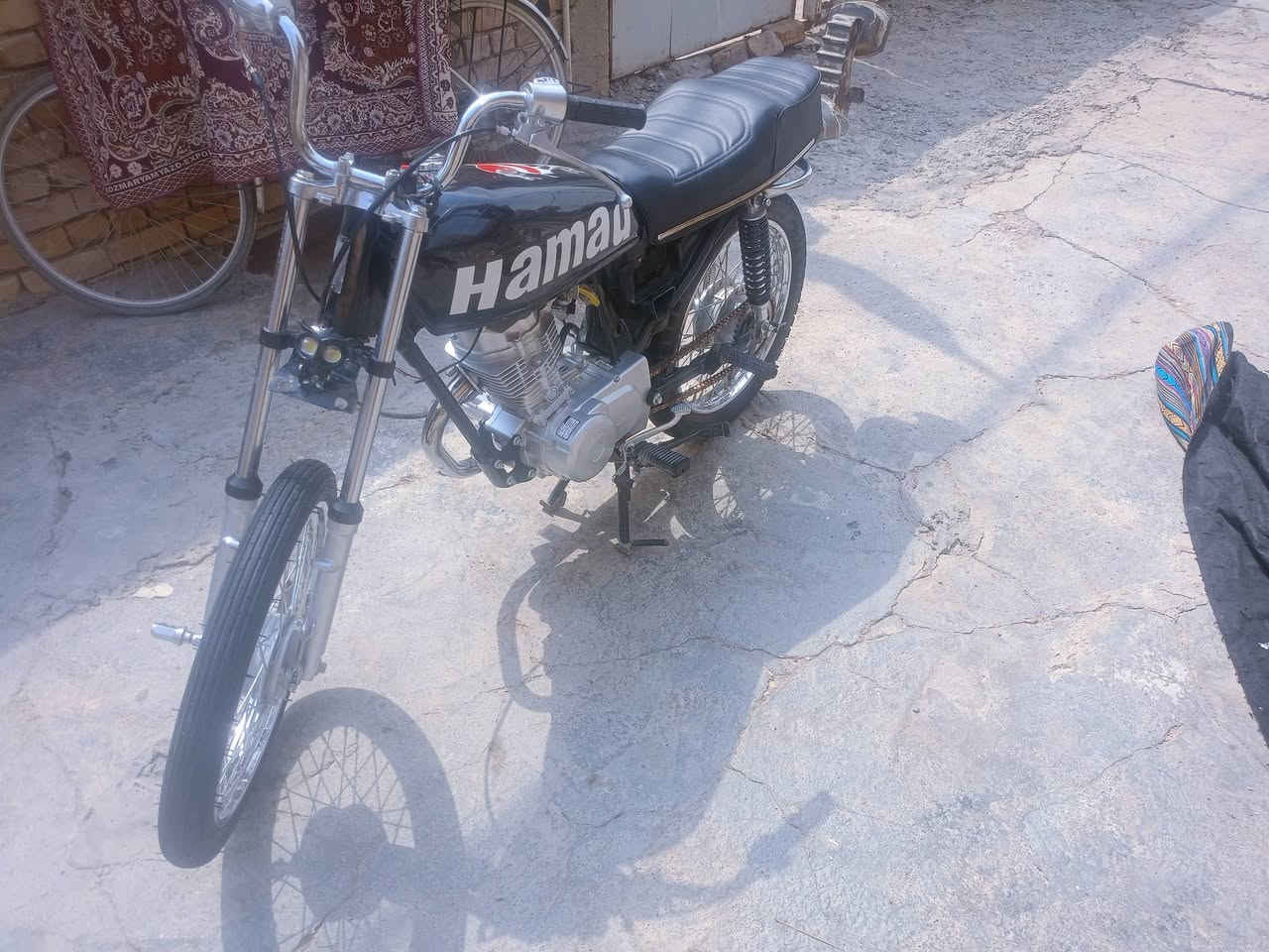 دراجه البيع وراق صولي شاصي رشا محرك شلامجه برغي ما مفتوح بيه تعميره 26دراجه ناشفه السعر خاص وهاذه رقمي وساب ***********
