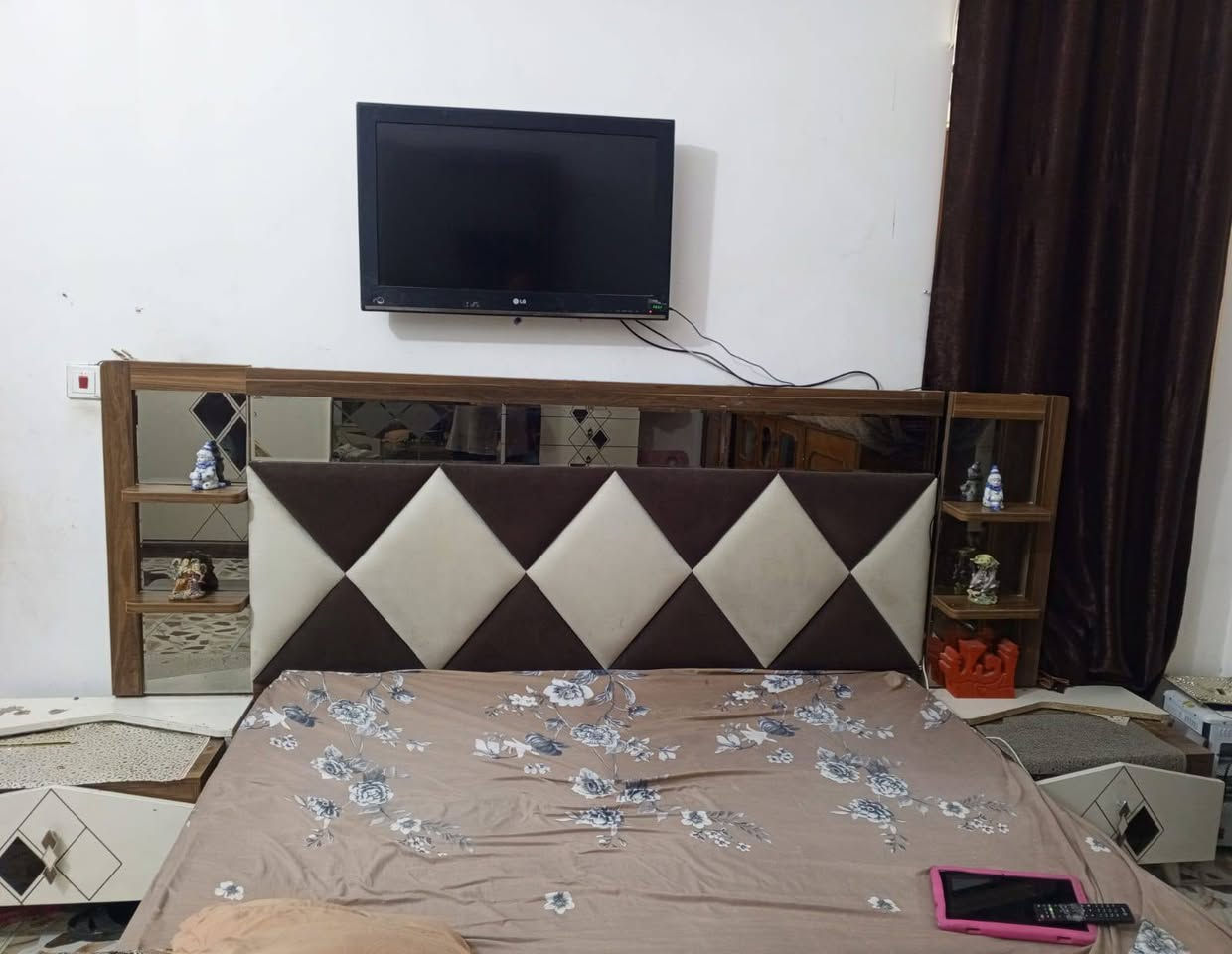 شراي • تواصل خاص
