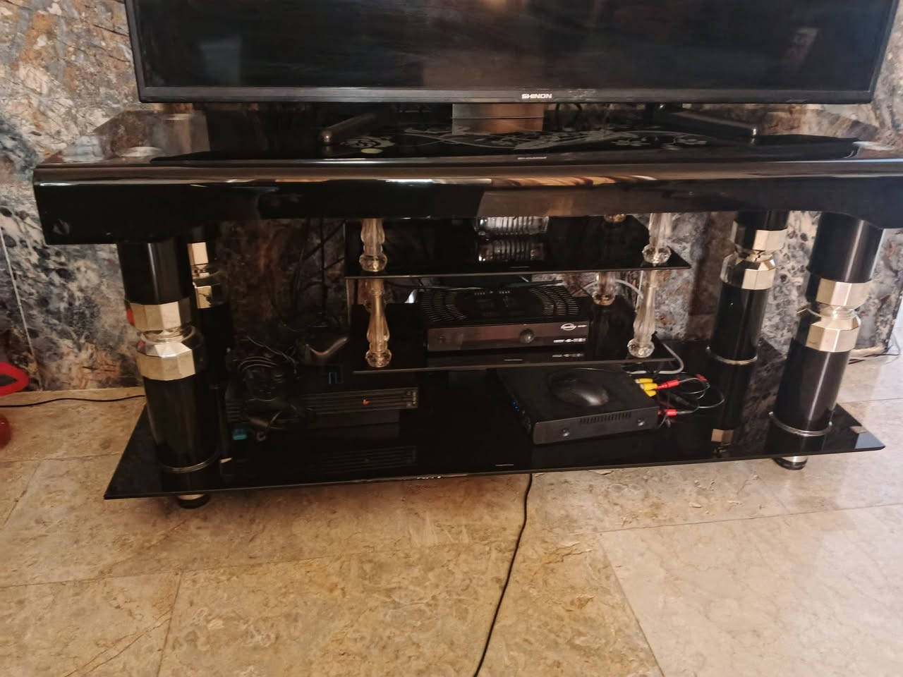 ميز بلازما ب25
بايسكل اطفال عوزه بس نت ب25
و سكوتر وياه هديه 
تنركيله تحفيه ع شكل طبله 65
العنوان جسر ديالى حي الحكيم 

*********** موجود واتساب
