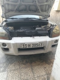 سياره توسان موديل 2010نضيفه مابيه صبغ سعر 135وبيه مجال العنوان حي الفر...