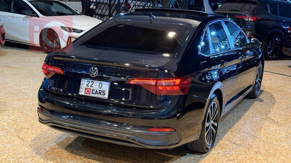 جیتا ٢٠٢٣ se special 
فول مواسەفات 
46میل ڕۆیشتوە
٣ پارچە کلێرە و تەزرە کوتە چاک کراوە بێ لێدران 

3VWSM7BU7PM013015

جيتا ٢٠٢٣se special 
فول مواصفات 
ماشي ٤٦ میل
٣ قطعة كلير امريكا و عالوب تصليح بدون ضربة أربيل, العراق

نص مكتوب في الصور:
- HLND REKLAM
- ***********