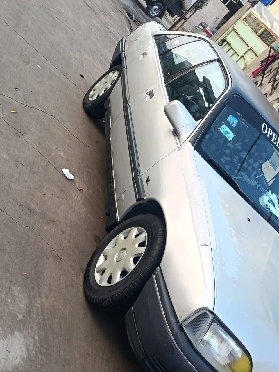 السلام عليكم
اوميكا موديل89
مكينه 20
كير محرك شرط
كير عادي
شرط تحويل وكيل اول جيراني رقم كركوك ألماني 
تخم تايرات4جديد 
كهربايات كامل شغاله
سنويه صار٥سنوات منتهيه
سياره مابيها عيب مال جناي
سعر ٢٠ بيها مجال لطيبين
مكاني كركوك قادسيه الثانيه
***********
