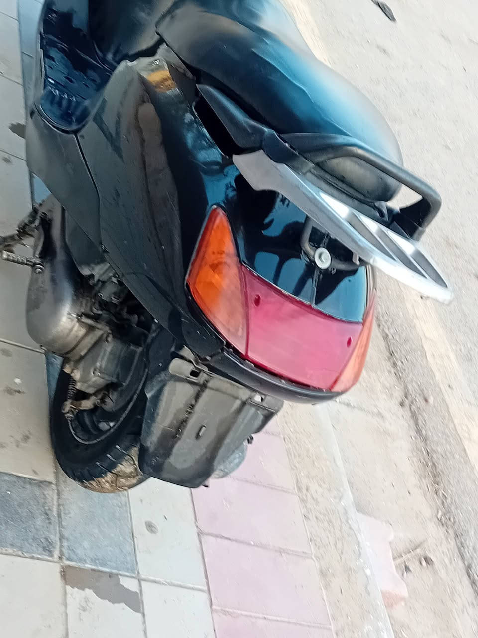 دراجه سبيسي ياباني كفرات اصليه بلادي كابريتر اصلي كهربائيات شغاله للتواصل ***********
