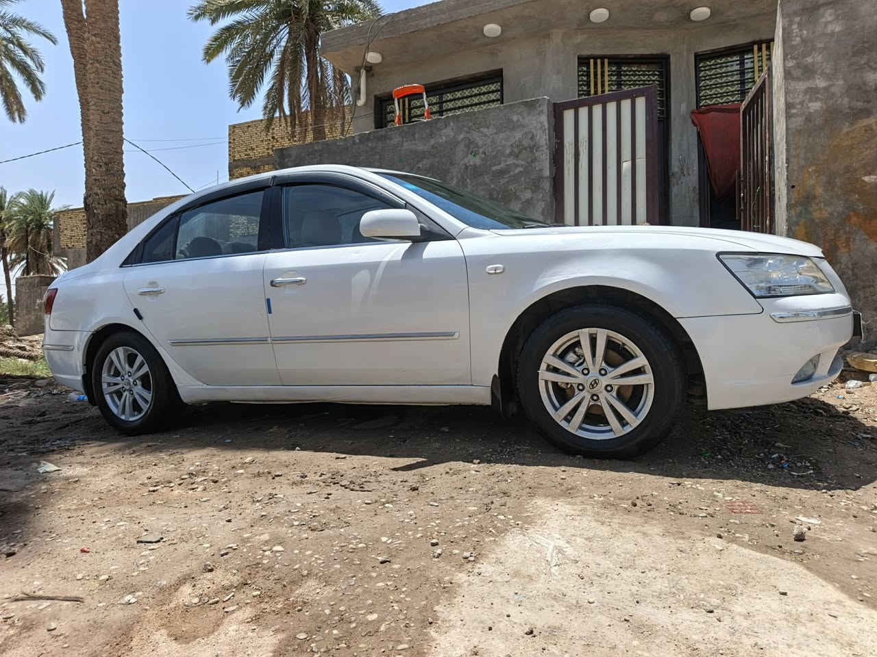 سلام عليكم سوناتا خليجيه محرك ٢٤٠٠ دوش تخم تاير جديد سنوية جديد بسمي تحويل مباشر حداديه جديد مكاني بابل السعره ١١٥  ستفسار  ***********
